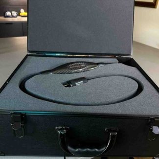 Transparent Opus power cable