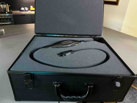 Transparent Opus power cable