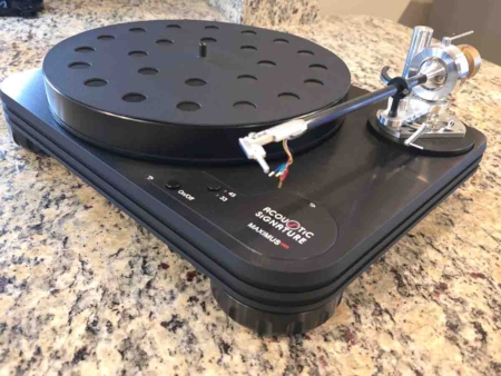 Acoustic Signature Maximus Neo turntable/TA-1000 NEO tonearm